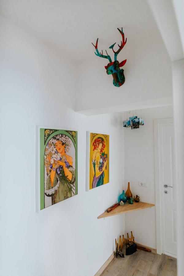 Old Citadel Hill Apartment Brasov Ngoại thất bức ảnh