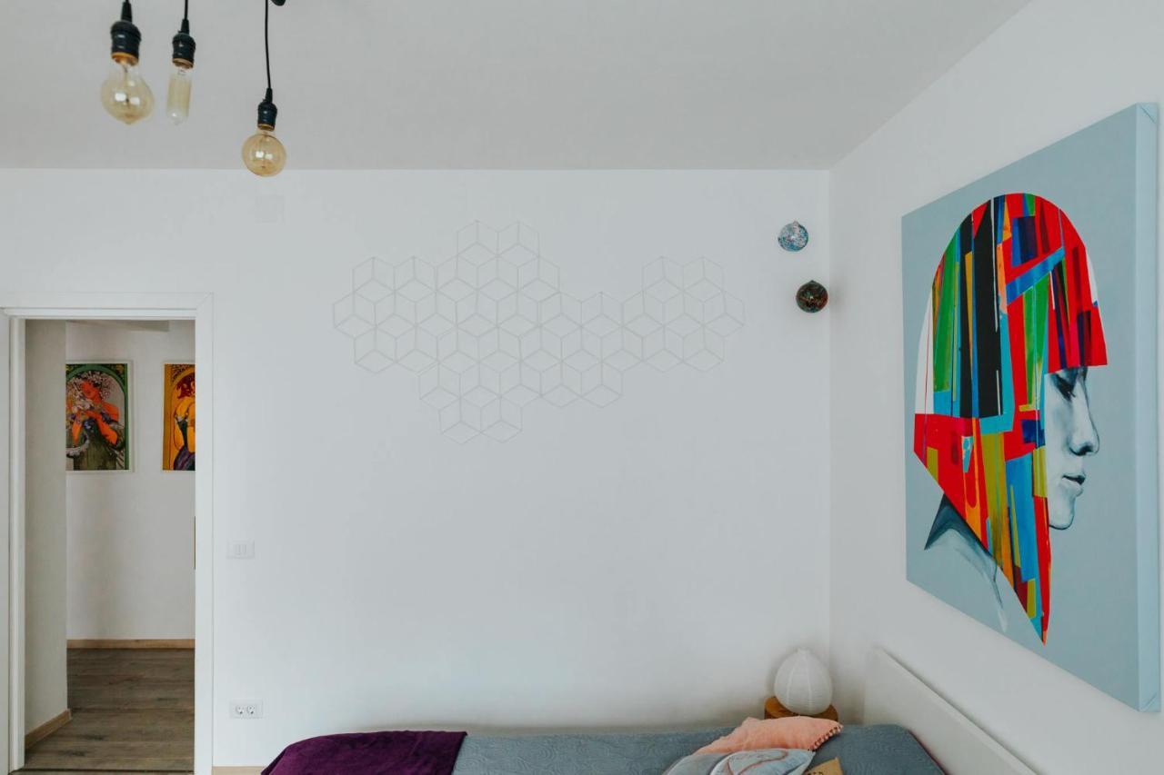 Old Citadel Hill Apartment Brasov Ngoại thất bức ảnh
